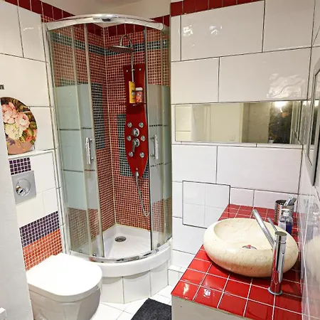 Apartment De Luxe Les Champs Elysees 2 *