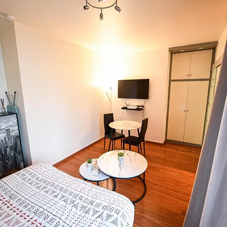 De Luxe Les Champs élysées 2