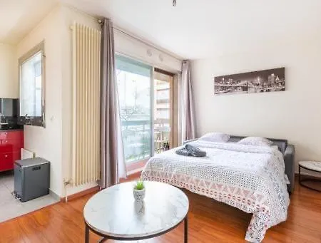 De Luxe Les Champs Elysees 2 Apartament *